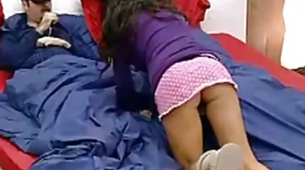 तेल में स्लिम लड़की घर पर फुल सेक्स पिक्चर सेक्स में अभिनय किया