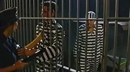 मैंने कार्ड पर अपनी सेक्सी पिक्चर मूवी चूत और गांड खो दी और समूह सेक्स शुरू कर दिया