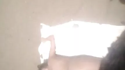 बड़े स्तन के साथ बड़ी खूबसूरत औरत राइन की रानी गंजा आदमी के सेक्सी मूवी पिक्चर हिंदी साथ चुंबन